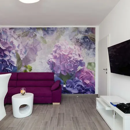 Luxury Aria, Apartment *