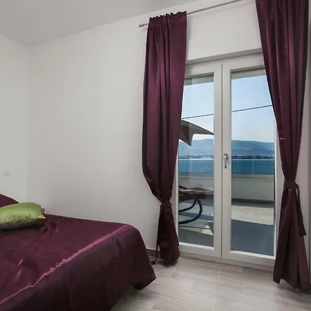 Luxury Aria, Lägenhet *