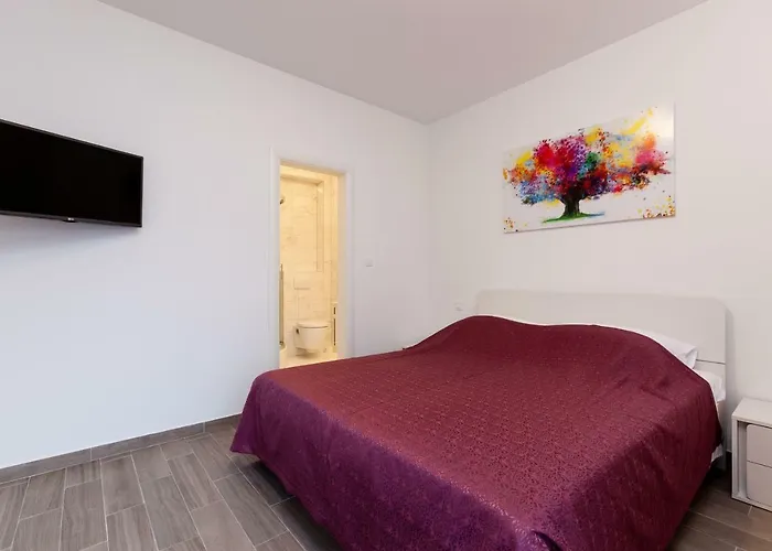 Luxury Aria,
