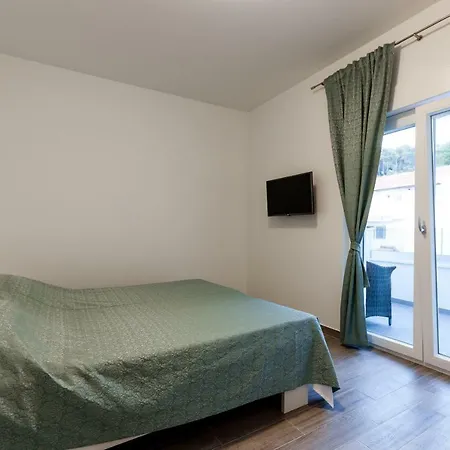 Διαμέρισμα Luxury Aria, Τρογκίρ
