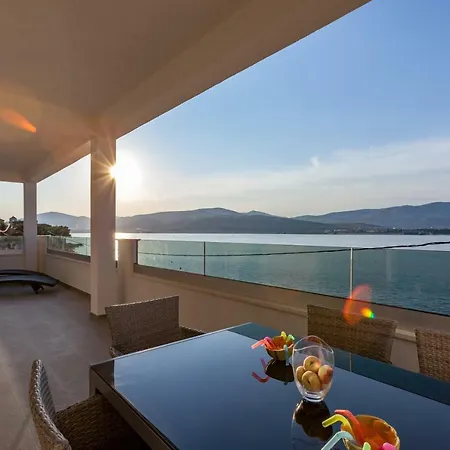 Διαμέρισμα Luxury Aria, Τρογκίρ